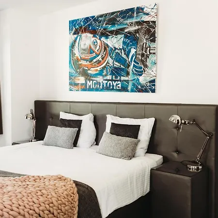 Haus Bernhard * 拉姆绍达赫斯坦