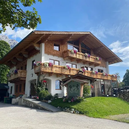Haus Bernhard Апартаменты *