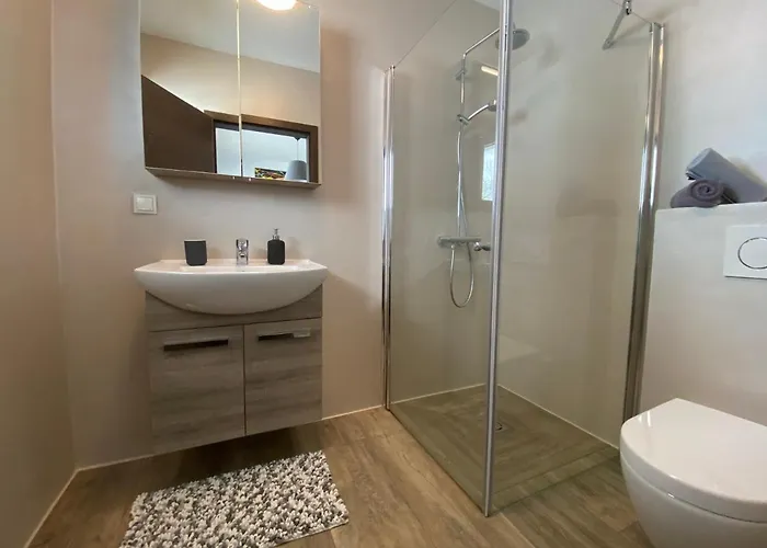 Haus Bernhard * رامساو أم داتشستين