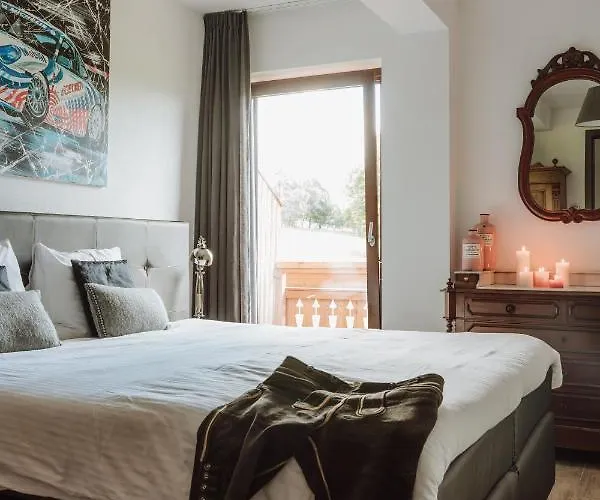 Haus Bernhard شقة